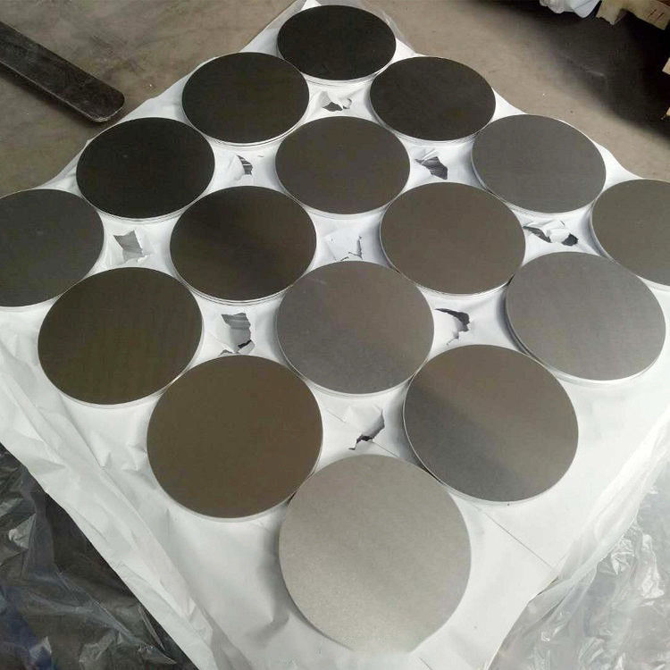 1mm di taglio di alluminio a foglio rotondo 1070 O 1060 Disco di alluminio cerchio 3003 3004 3005 Cerchio di foglio di alluminio per utensili da cucina padella